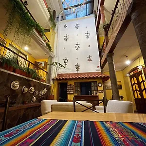 Mia Leticia Hostel